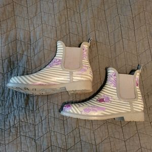 Just Fab rubber boots with purple flowers. Bundle 5 for $25